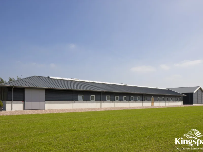 Paardenstal Midler Nieuw Beijerland-02met logo